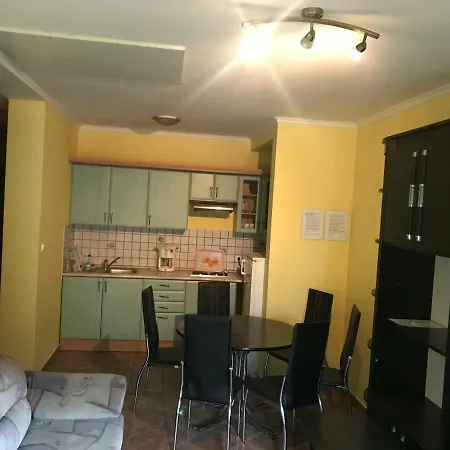 Preimusz Apartmanház Apartman *